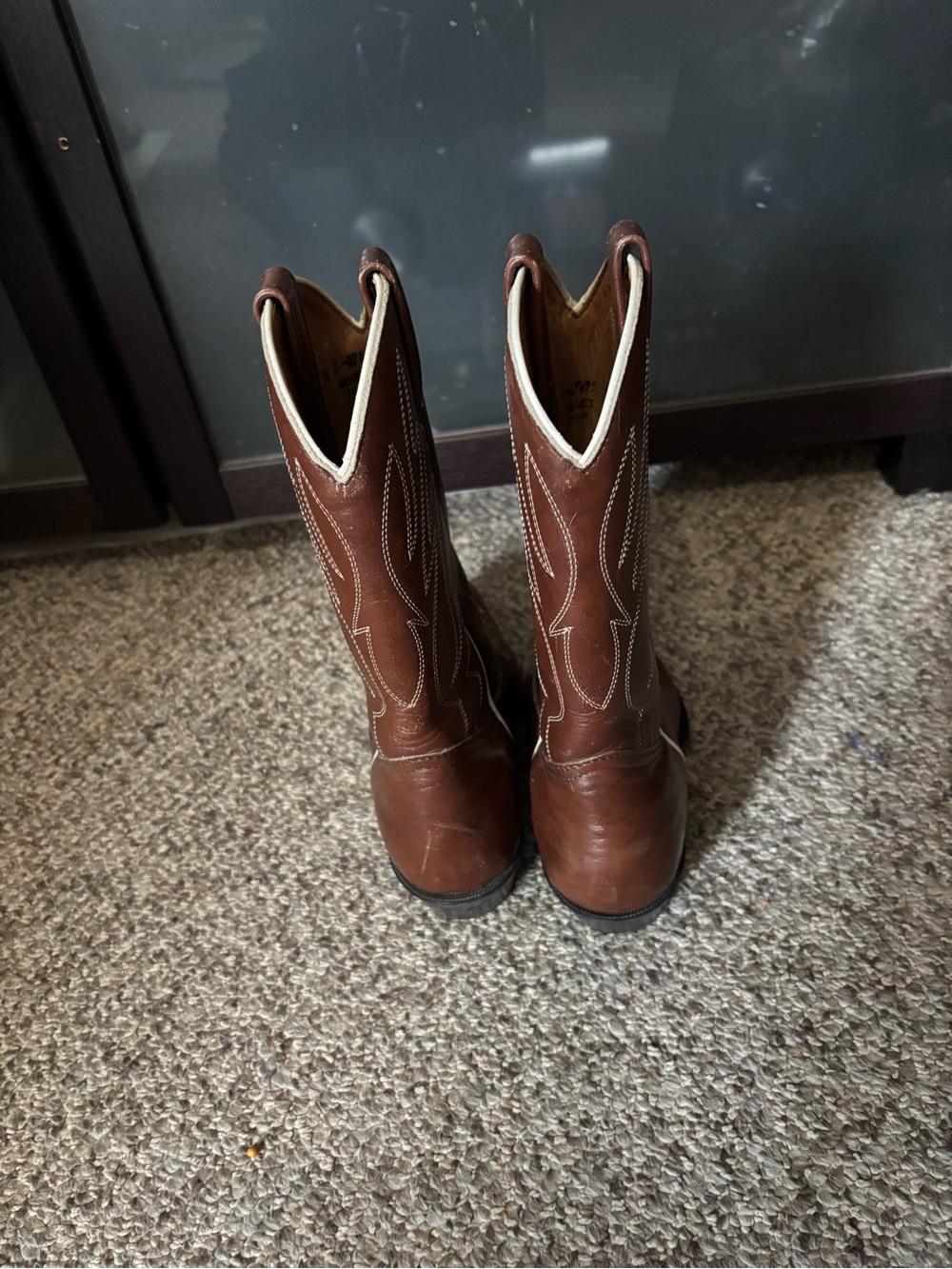 Women's Brown Leather Western Heeled Boots - Picture 8 of 10